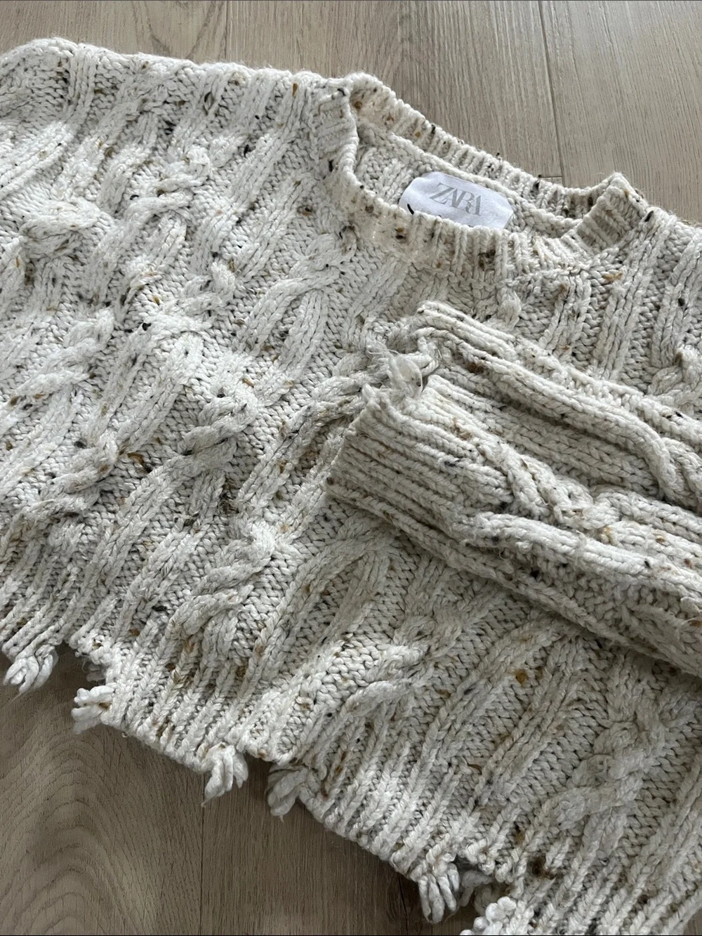 Zara Cream Speckled Cropped Cable Knit Sweater